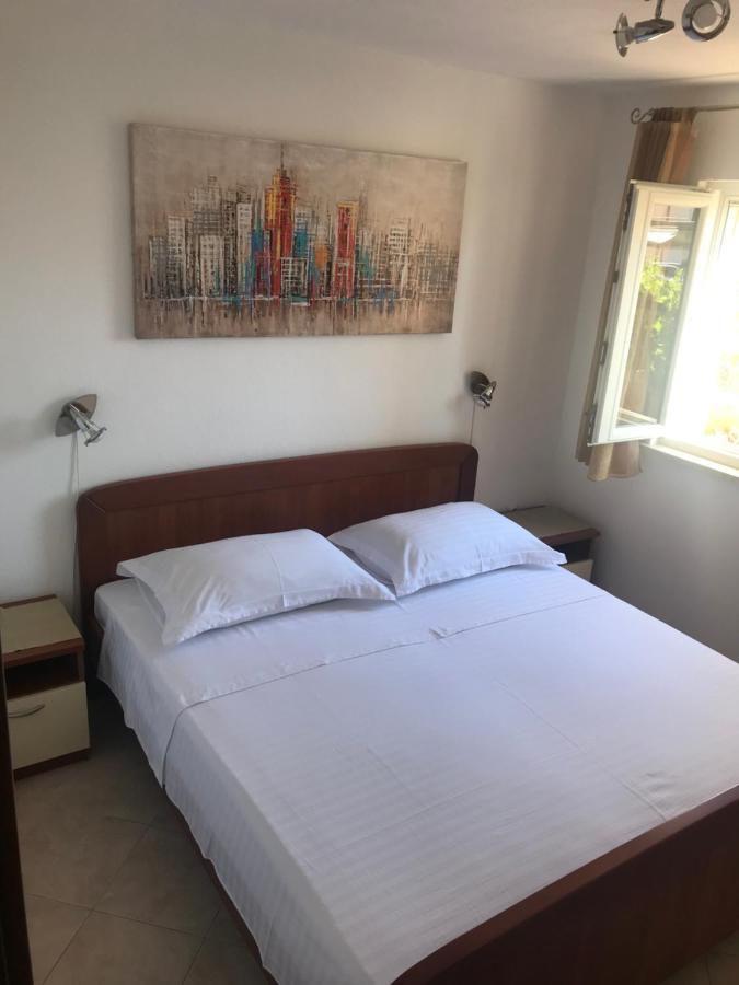 Hvar Apartments Felix Hvar Town Exterior photo