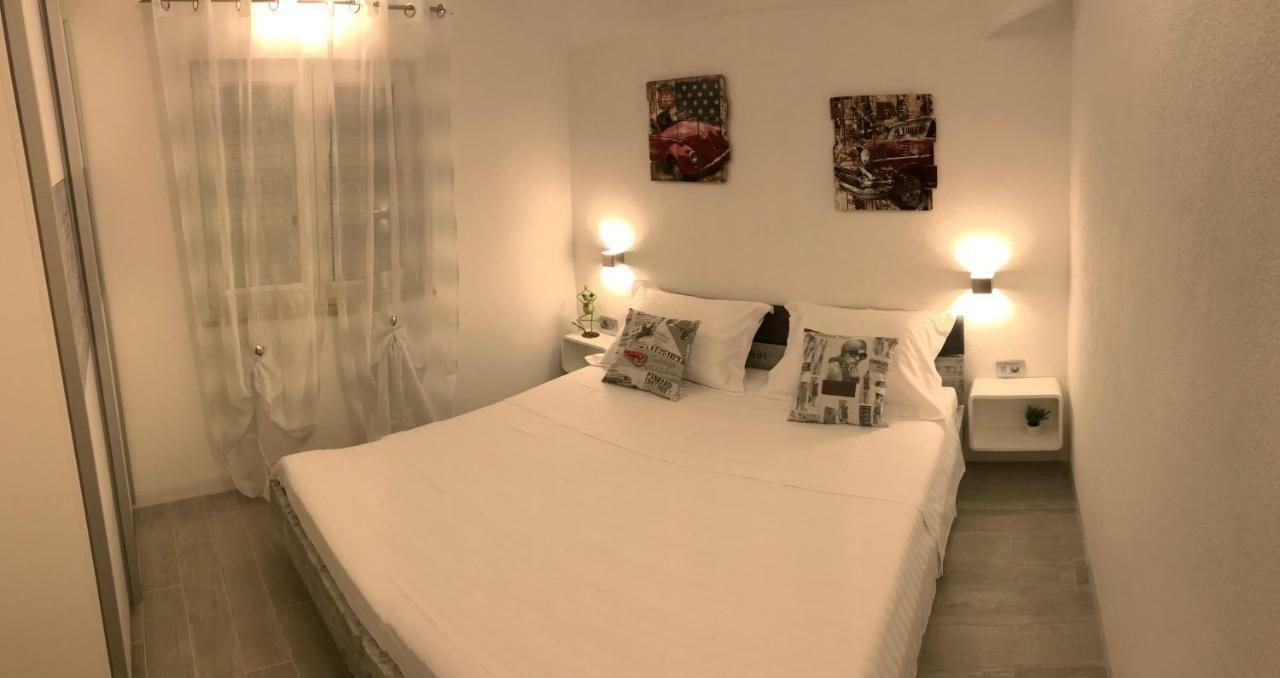 Hvar Apartments Felix Hvar Town Exterior photo